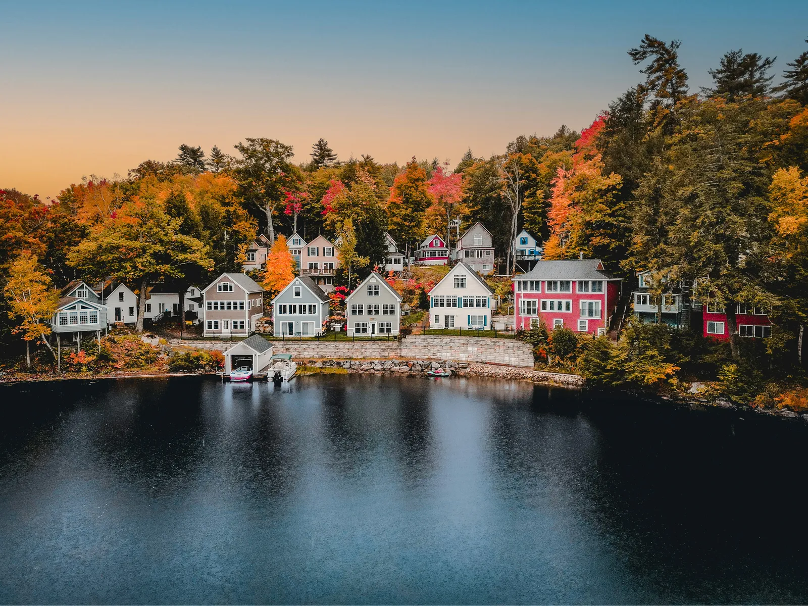 Leaf Peeping Near Lake Winnipesaukee